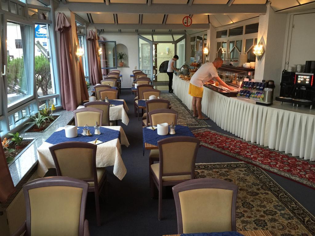 Hotel Knaus Am Hafen Uhldingen-Mühlhofen Eksteriør billede
